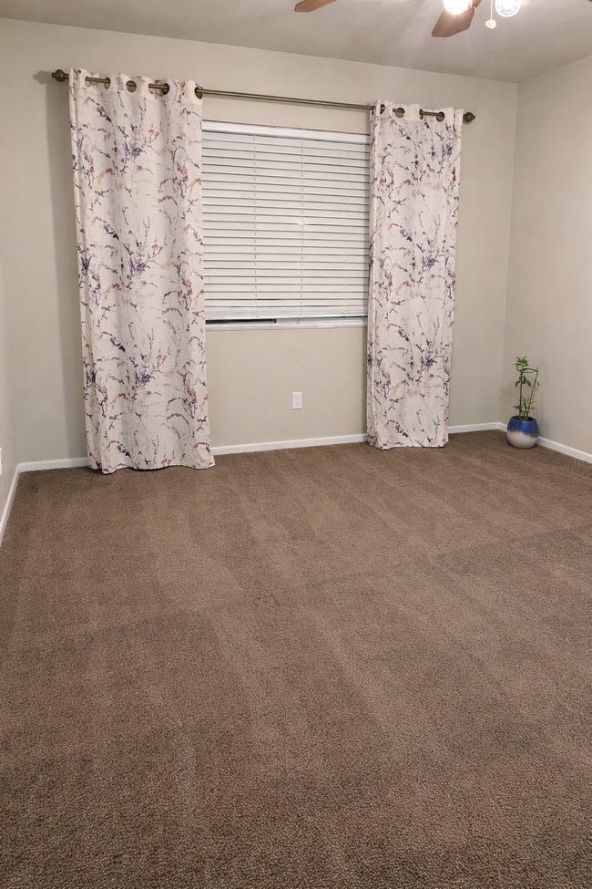 Building Photo - 8031 Dorinda Ave