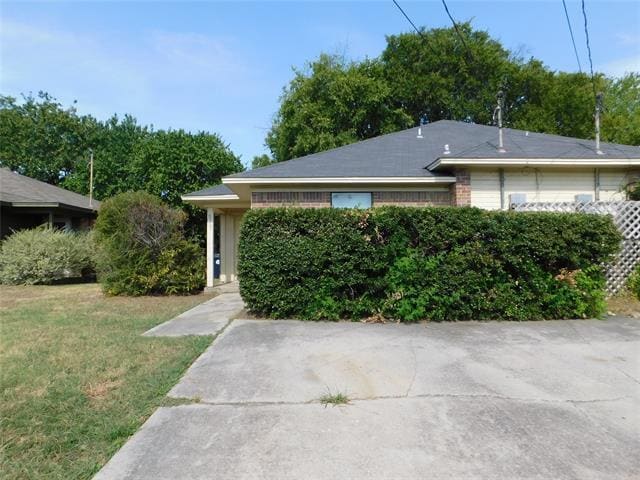 Building Photo - 3305 Gardenview Cir