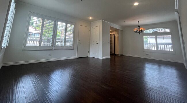 Foto del edificio - 137 N Mine Canyon Rd