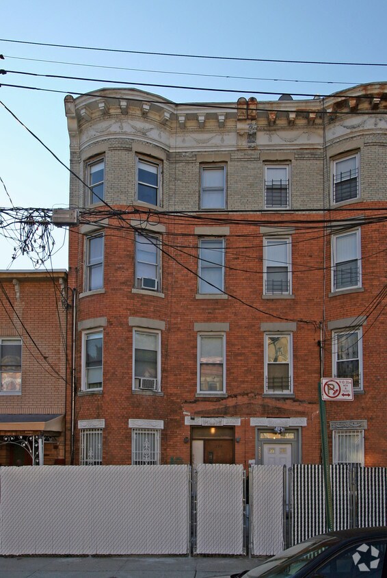 Foto principal - 224 Sunnyside Ave