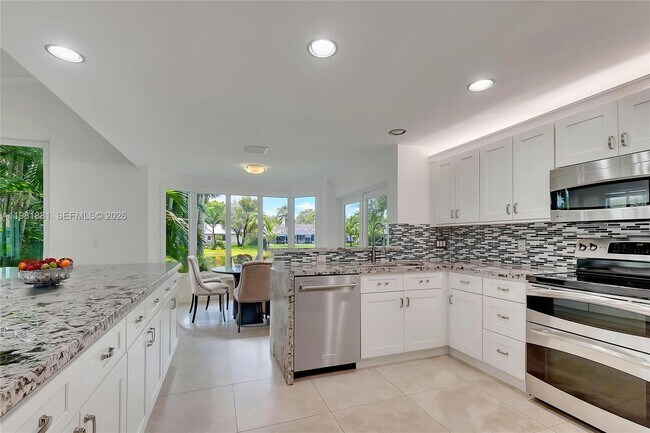 Foto del edificio - 19960 NW 3rd St