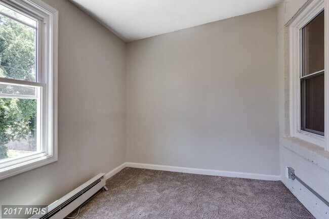 Foto del edificio - 1411 Ridge Pl SE