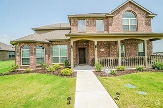 Building Photo - 1002 Sunnyvale Dr