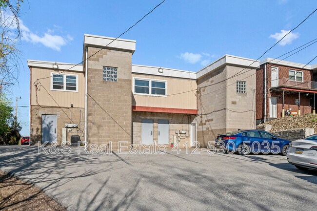 Building Photo - 13900 US-30