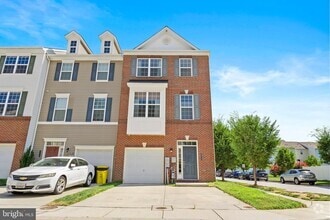 Building Photo - 8317 Horned Owl Ln
