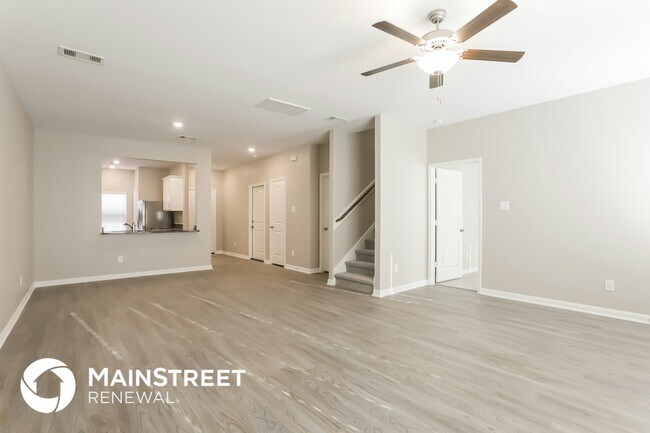 Building Photo - 23018 Bellini Dr