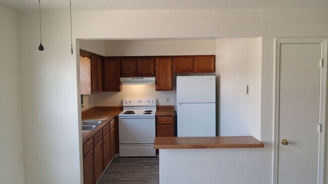 Building Photo - 1024BERKLEY