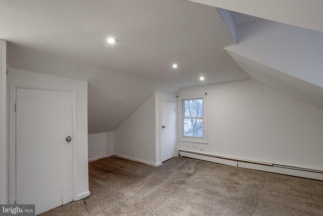 Building Photo - 119 Mt Holly Ave