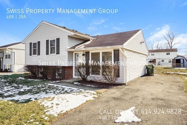 Building Photo - Charming Single Family Home With Fenced in...