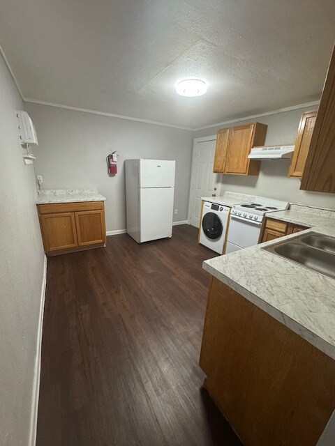 Foto del edificio - 5220 Weber Rd