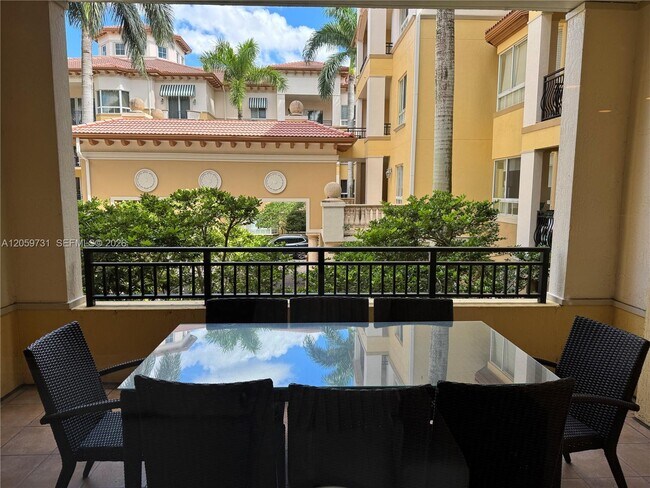 Foto del edificio - 16100 Emerald Estates Dr
