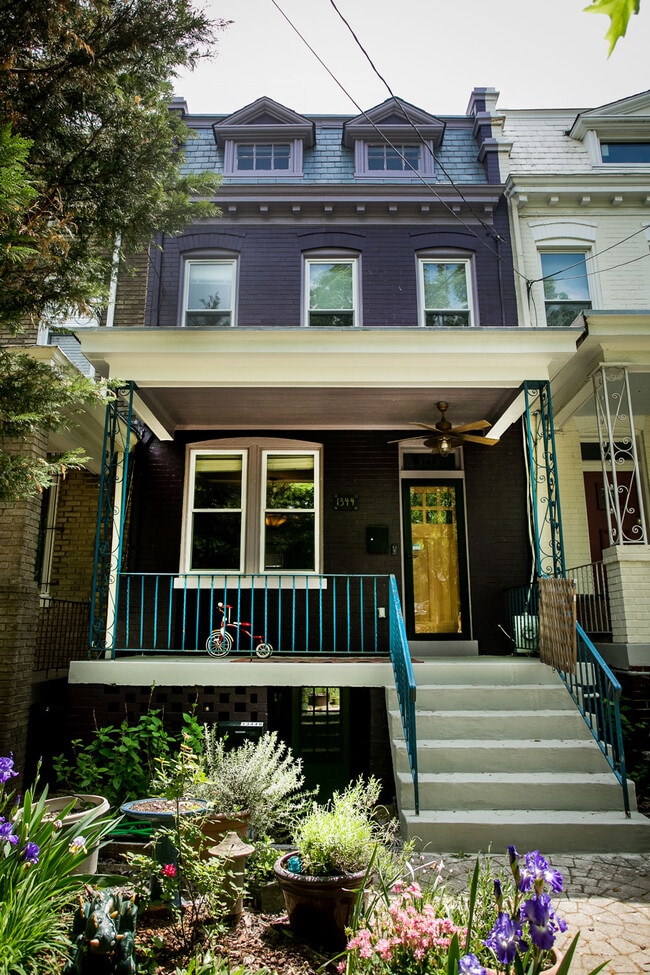 Building Photo - 1344 Shepherd St NW