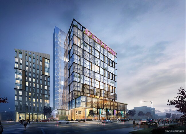 Building Photo - Mural West