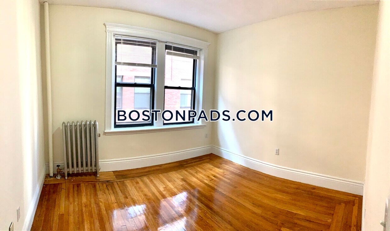 27 Park Dr, Boston, MA 02215 Apartments in Boston, MA