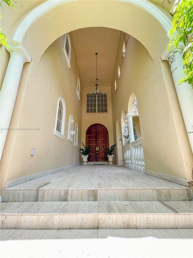 Foto del edificio - 194 Caoba Ct