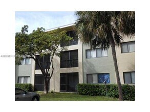 Building Photo - 2445 SW 18th Terrace