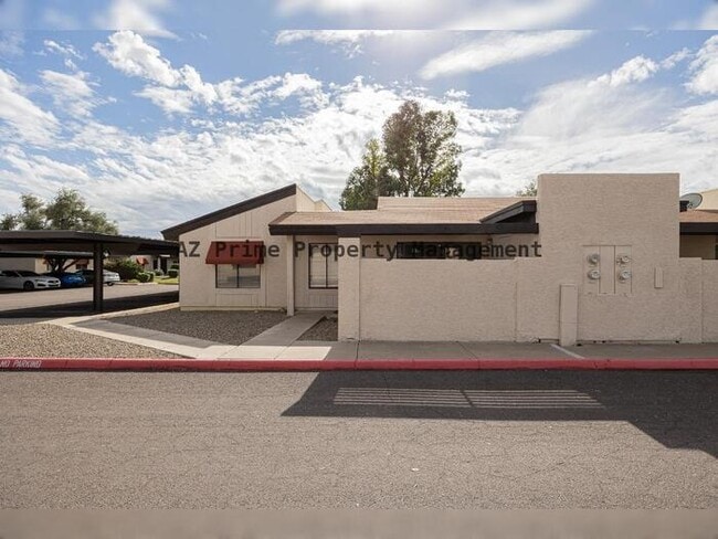 Building Photo - 2141 E Kirkland Ln