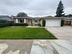 Building Photo - 7460 Filice Dr Building Photo - 7460 Filice Dr