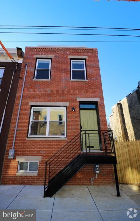 Building Photo - 1816 Latona St