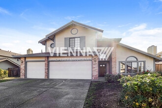 Building Photo - 441 N Lexington Dr