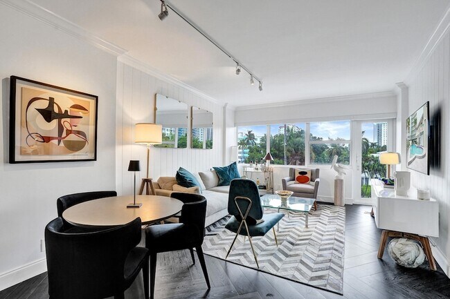 Foto del edificio - 3250 NE 28th St