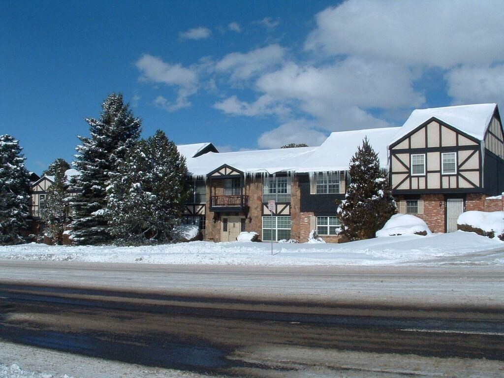 2902 Airport Rd, Colorado Springs, CO 80910 Condo for Rent in