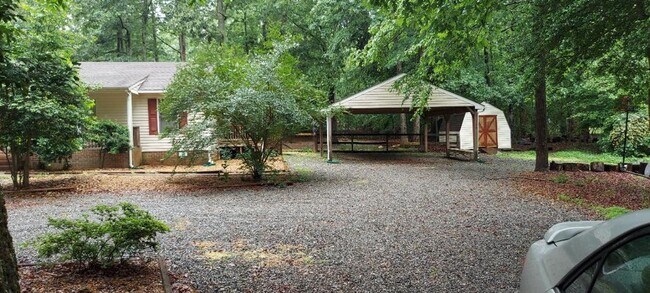 Foto del edificio - 3 Bedroom, 2 Bath Rancher in Varina!