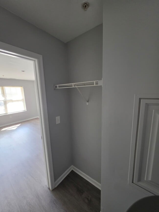 Building Photo - 343 N Tatnall St