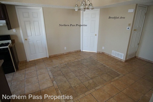 Foto del edificio - 3 br, 2 bath House - 10901 Bay Bridge