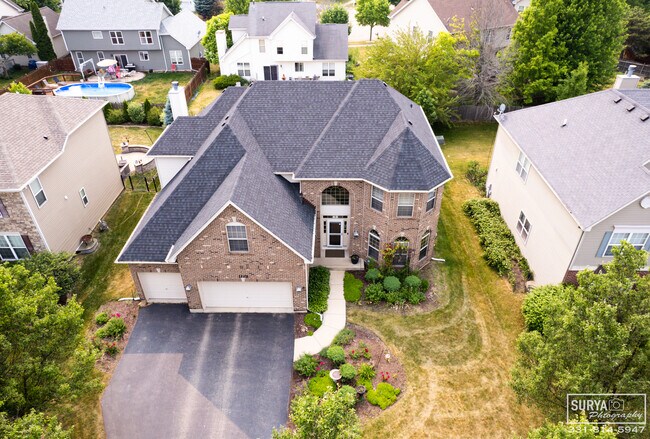 Building Photo - 1173 Stonehaven Cir