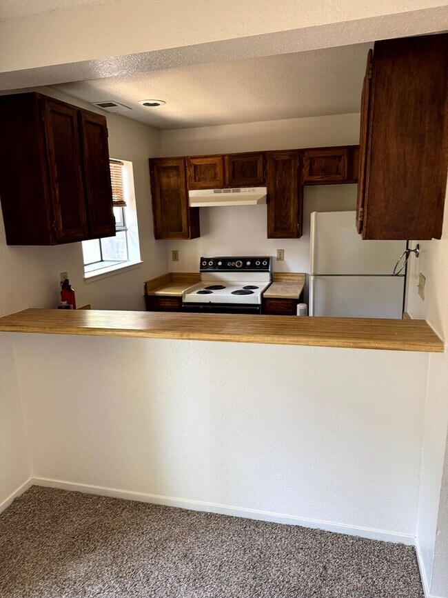 Building Photo - 2221 Kietzke Ln