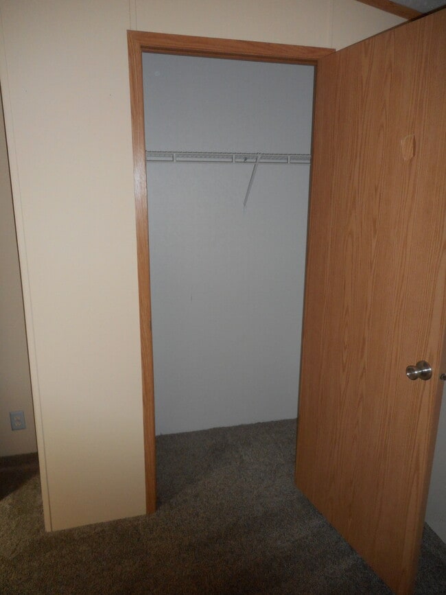 Front Bedroom Closet - 10543 Emberwood Dr