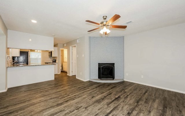 Building Photo - 616 Nightshade Dr