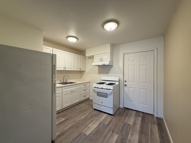 Foto del edificio - Cozy 1 bed 1 bath apartment