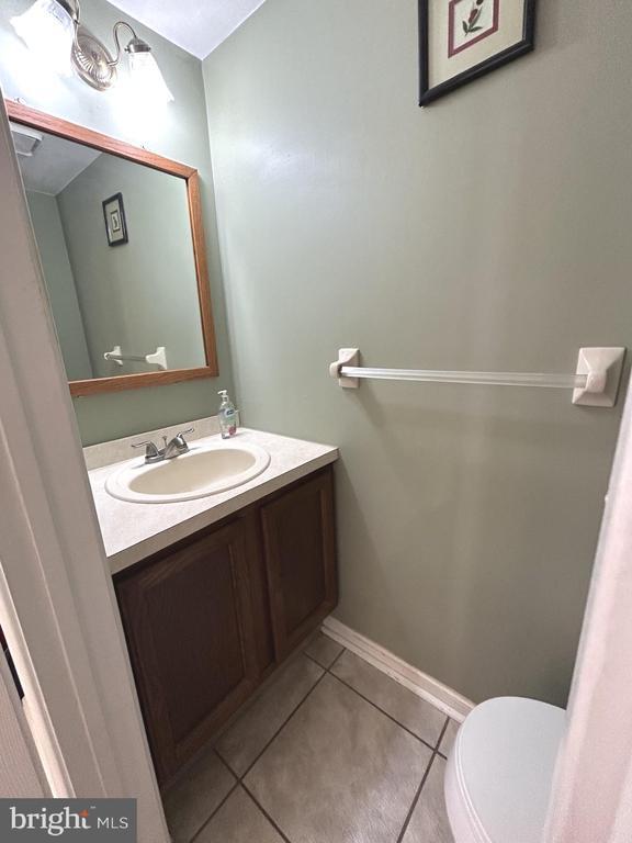 Foto del edificio - 1321 Butterfield Ln