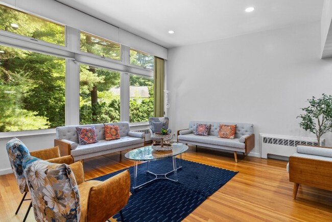 Foto del edificio - 11 Patterson Rd