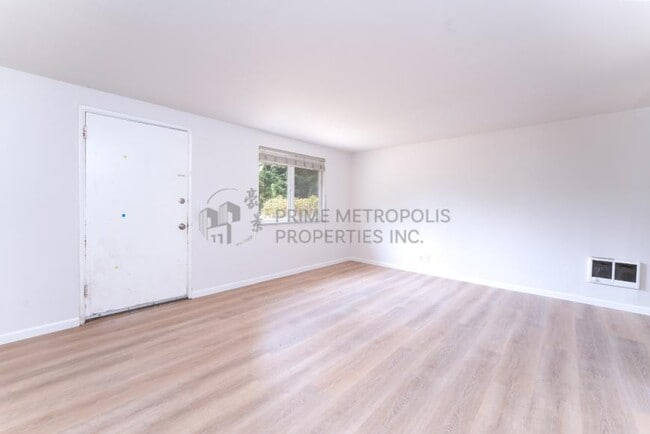 Building Photo - 2 bedroom in Renton WA 98055