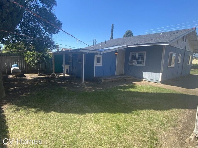 Building Photo - 2 br, 1 bath House - 13371 Le Grand Rd.