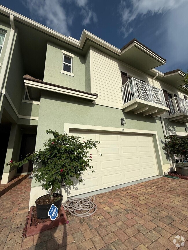 Building Photo - 56 Sabal Ct