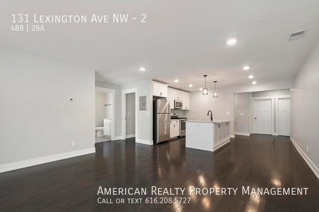 Building Photo - 131 Lexington Ave NW