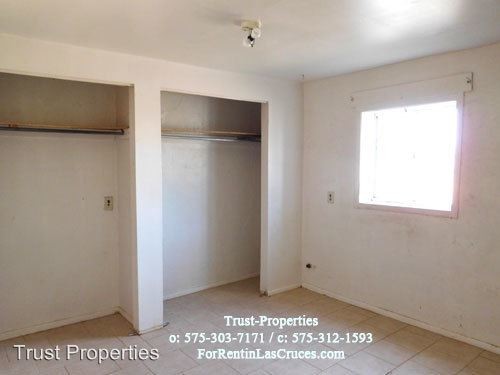 Building Photo - 1743 N Mesquite St
