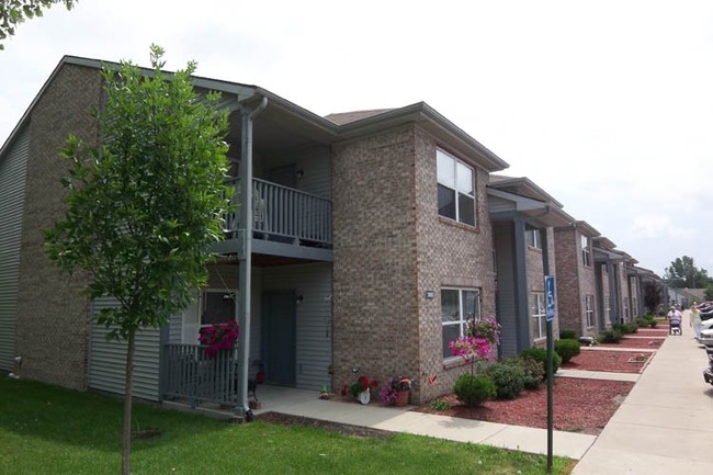 Primary Photo - Canterbury House Apartments - Monticello