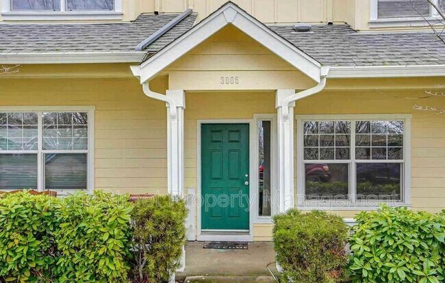 Building Photo - 3005 NW Shooting Star Dr