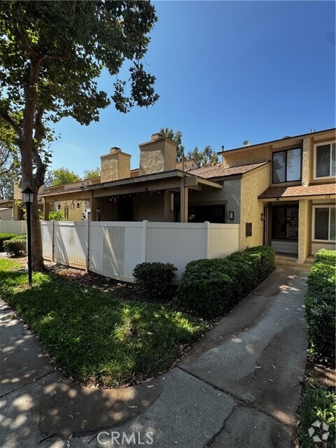 Building Photo - 1031 S Palmetto Ave