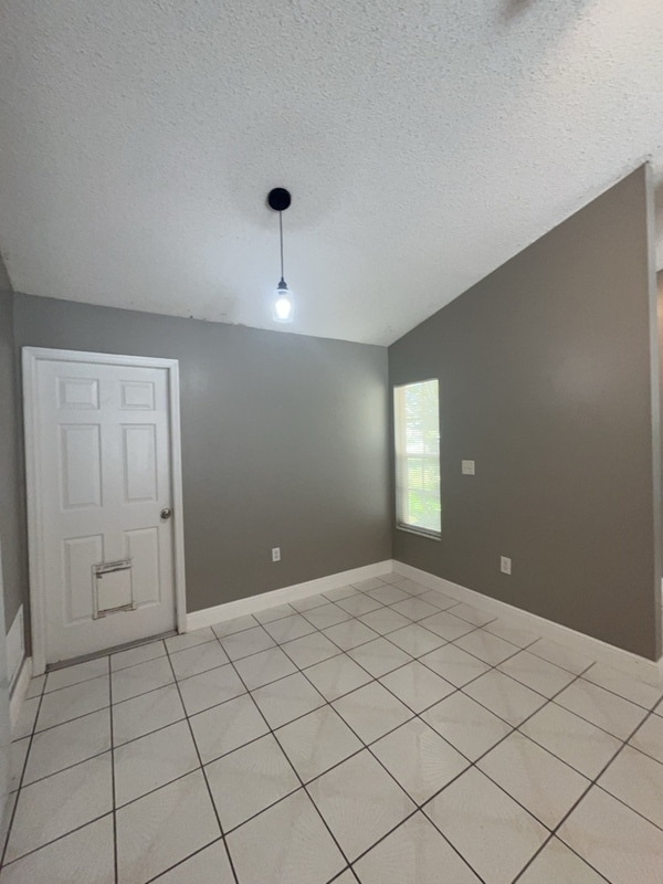 Building Photo - 1021 Dudley Dr