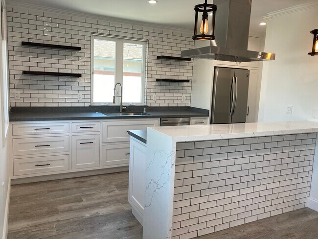 Foto del edificio - 5750 W 85th Pl