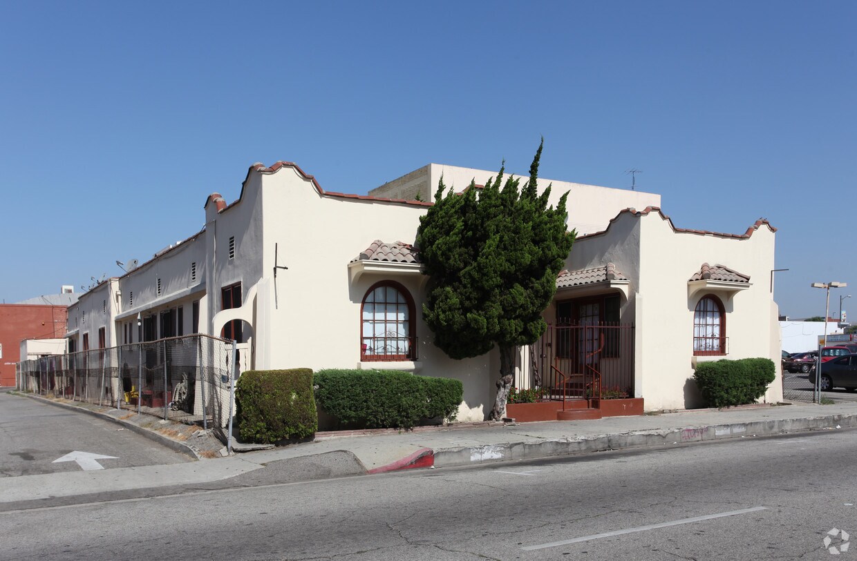Foto principal - 6433 Rita Ave