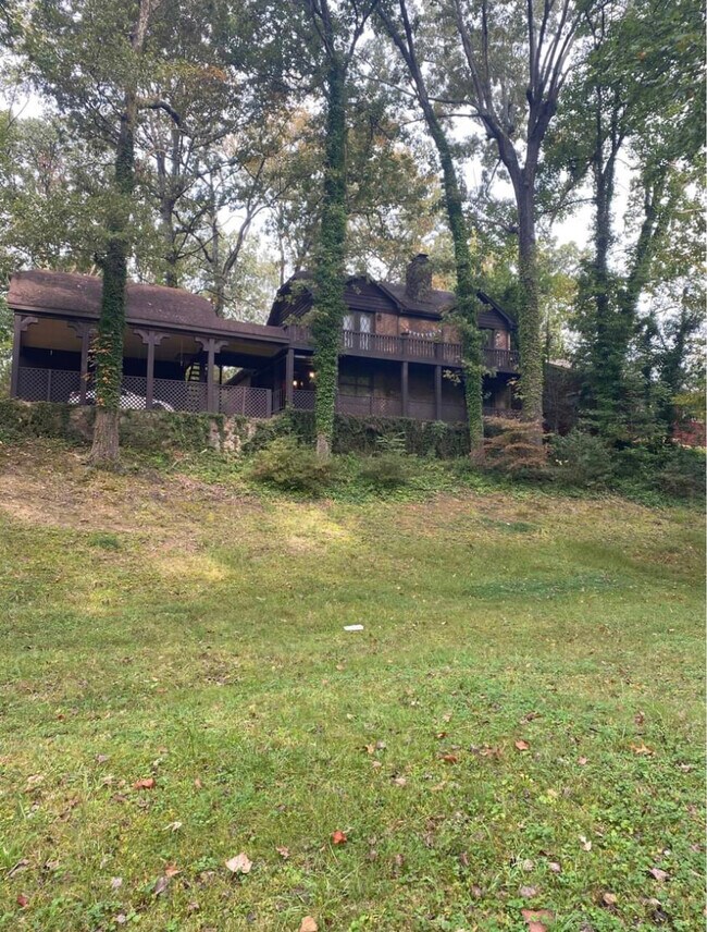 Foto del edificio - 618 W Lelia St