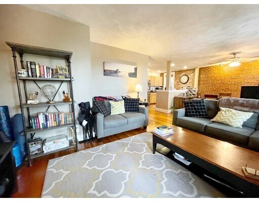 Building Photo - 25 South St