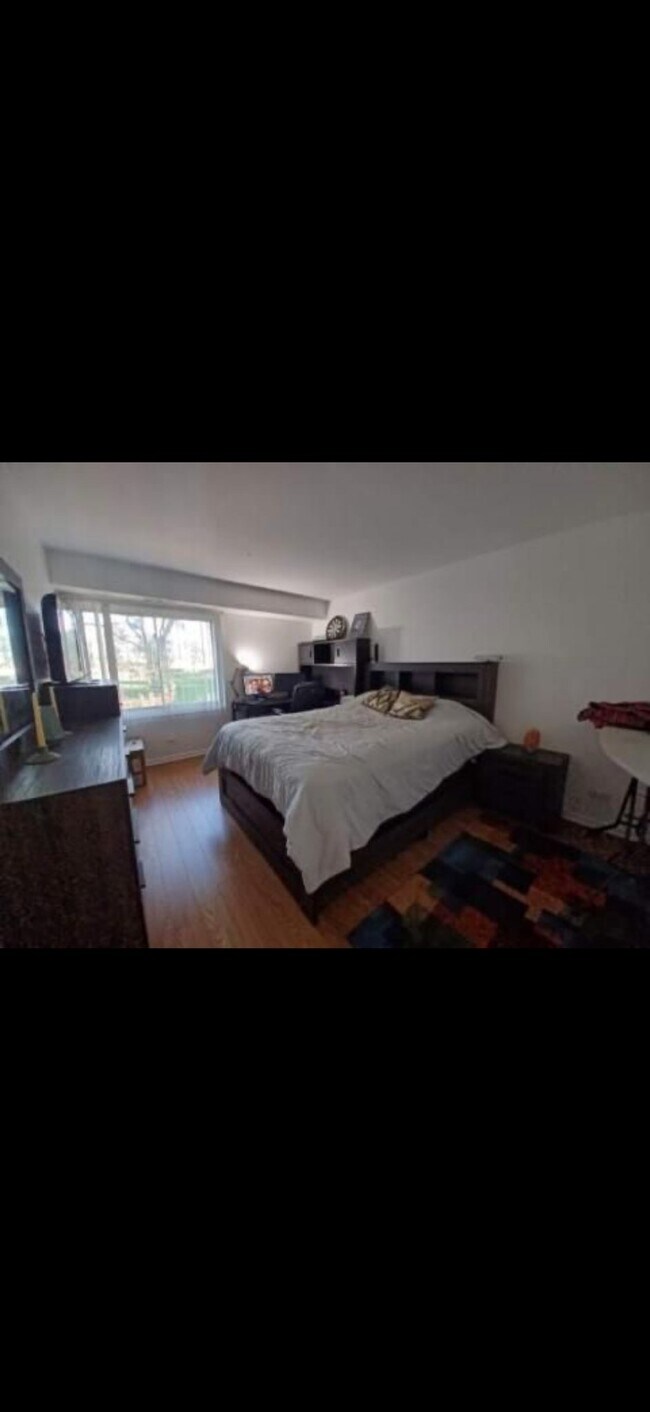 Foto del edificio - 1132 E Randville Dr